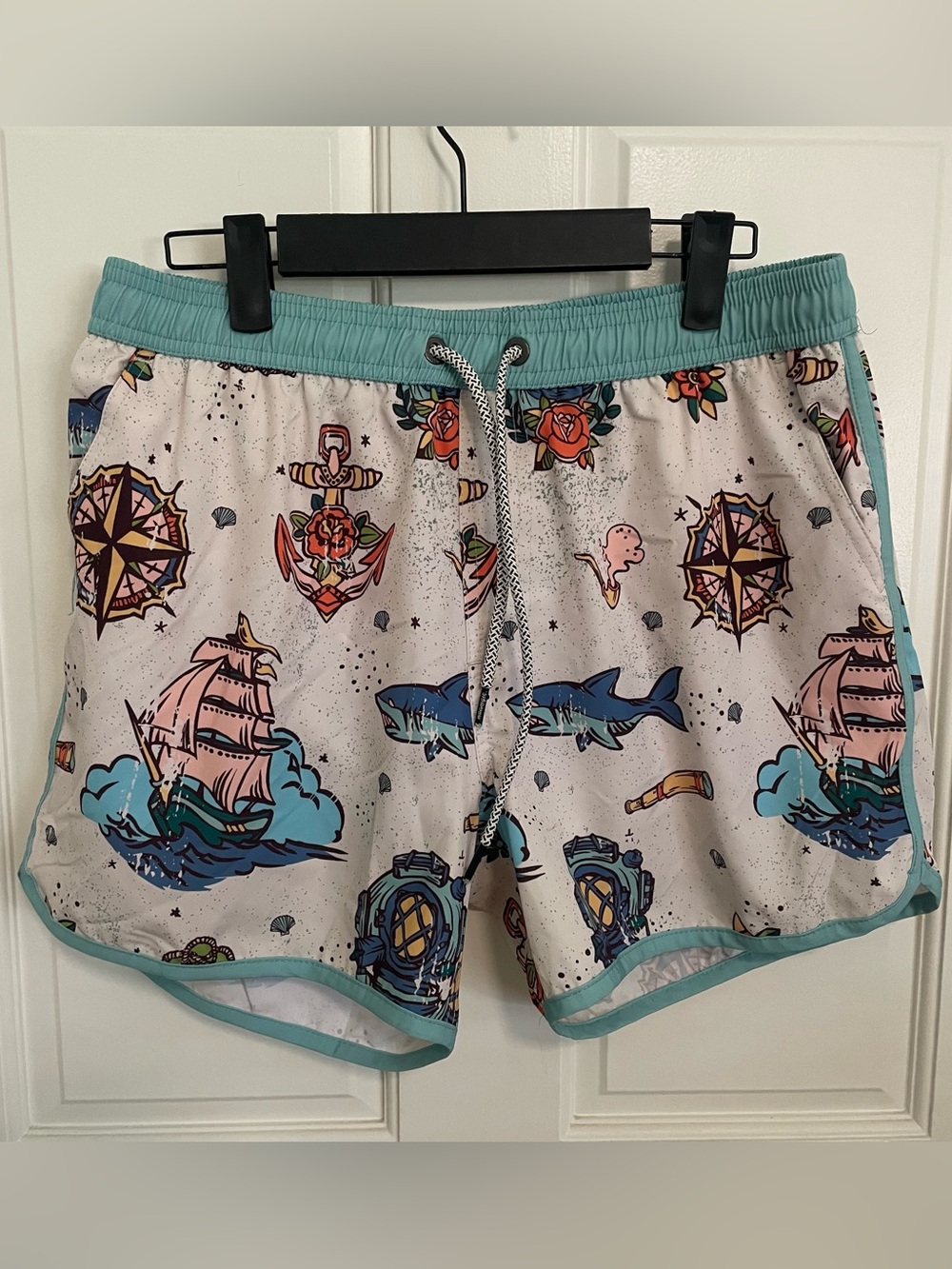 Maamgic SeaBorn Sea Voyage Printed Swim Trunks men’s size medium